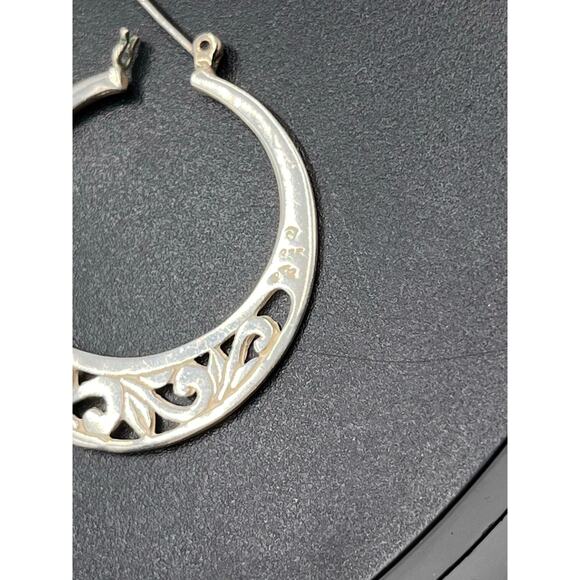 Designer Signed Sterling Silver 925 Floral Filigree Hoop Earrings - Picture 7 of 8